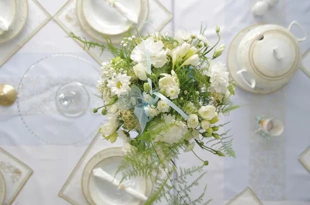 Czy chłopcu daje się kwiaty na komunię? Oto, co warto wiedzieć