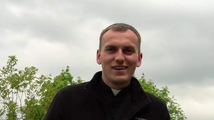 Czy z grzechem lekkim można iść do komunii? Poznaj prawdę o Eucharystii