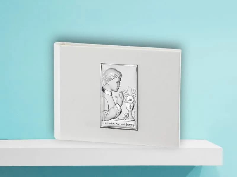 Co na komunie dla chrześniaka - 10 wyjątkowych pomysłów na prezent