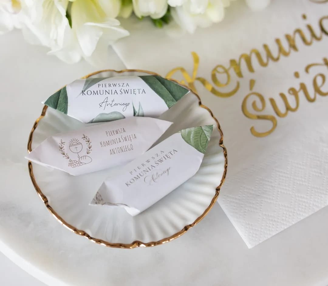 Co na komunie dla chrzesnicy? Najlepsze pomysły na wyjątkowy prezent